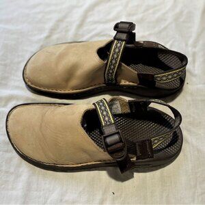 Chaco womens size 9 leather sandals sand/marigold  j101762